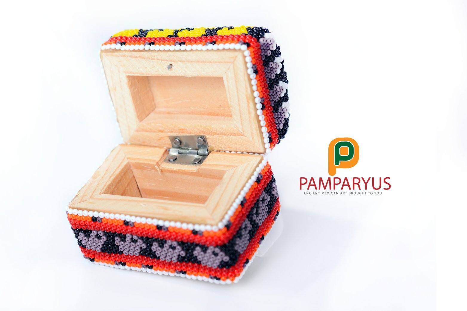 Mini Wooden box Huichol Beaded Arte Huichol - Pamparyus 