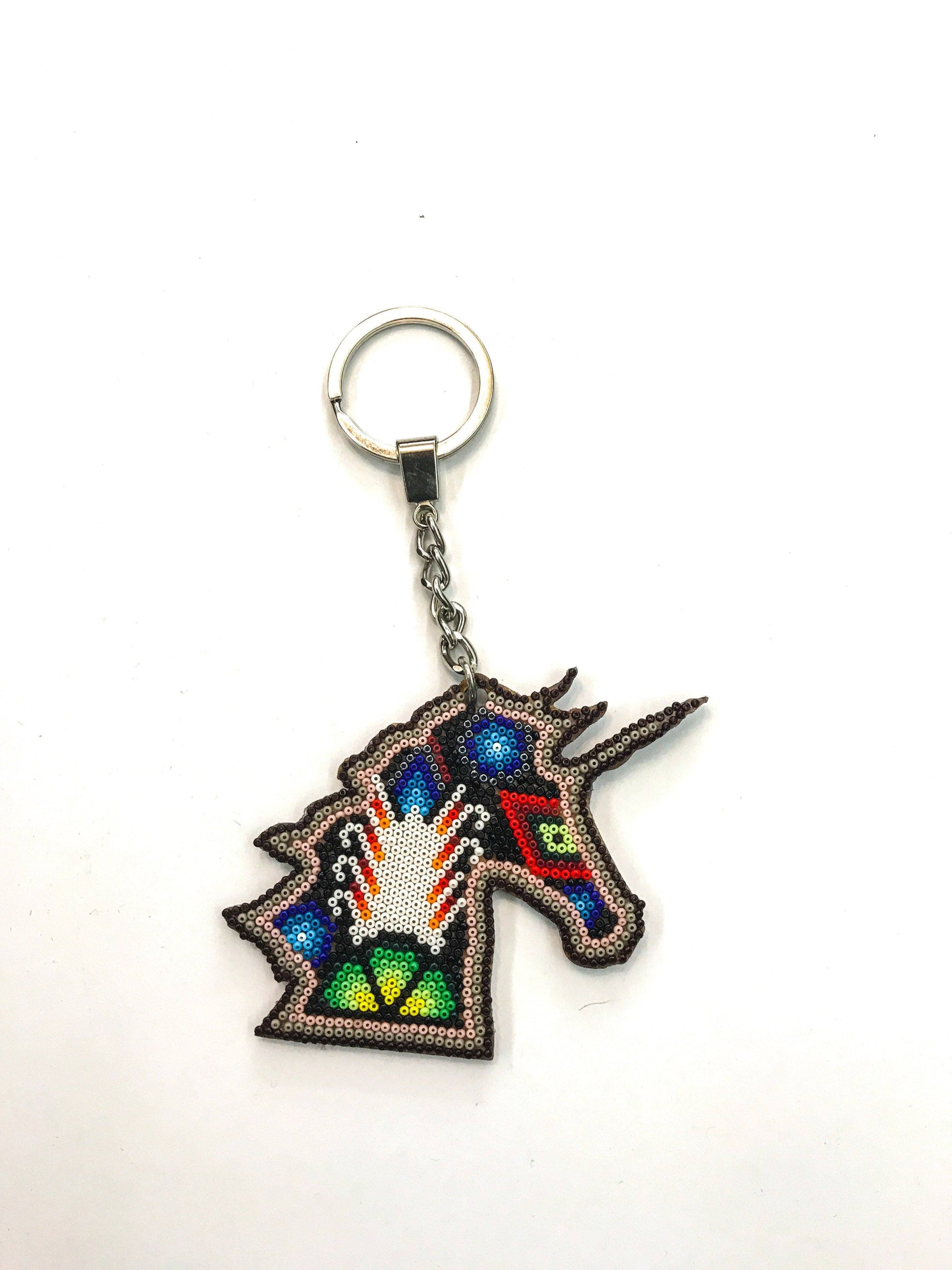 Llavero Unicornio Huichol Pamparyus Arte Huichol - Pamparyus 