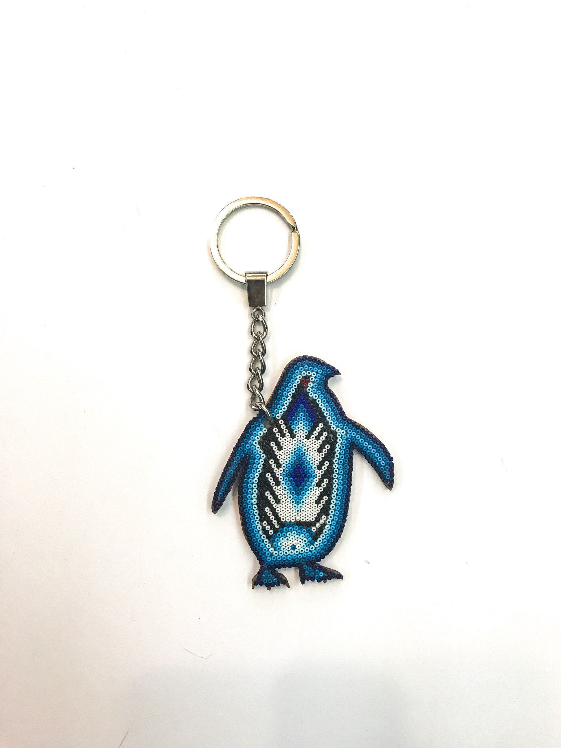Llavero Pingüino Huichol Pamparyus Arte Huichol - Pamparyus 