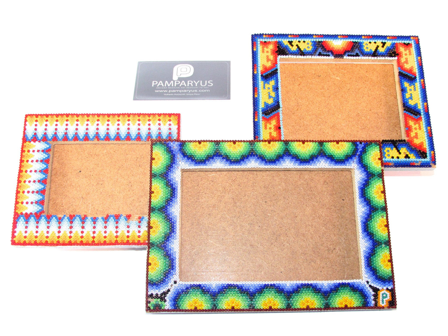 Porta Retrato de tres divisiones Arte Huichol - Pamparyus 