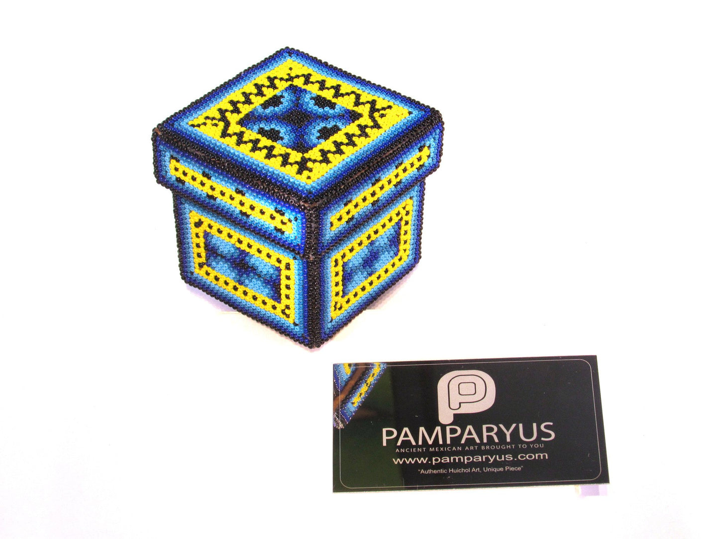 Caja Huichol Beaded Wood Recipient Arte Huichol - Pamparyus 